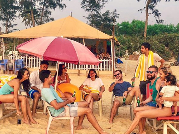 Friends, Beach & Booze