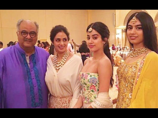 Khushi & Me Have Lost Our Mother But Papa Has Lost His Jaan: Janhvi Kapoor's Post For Sridevi Khushi & Me Have Lost Our Mother But Papa Has Lost His Jaan: Janhvi Kapoor's Post For Sridevi