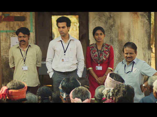 rajkummar-rao-should-have-won-national-award-newton-director-amit-v-masurkar rajkummar-rao-should-have-won-national-award-newton-director-amit-v-masurkar