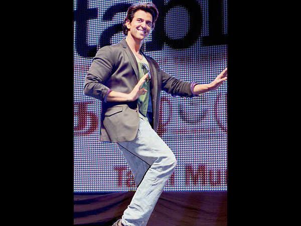 Hrithik Rehearses Dance Moves In His Sleep