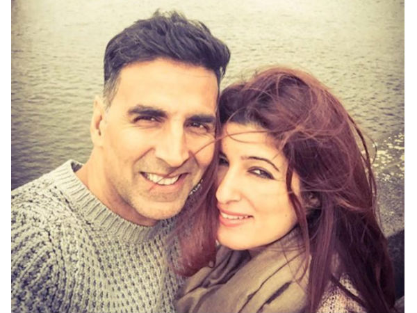 after-twinkle-khanna-tweet-akshay-kumar-sets-up-toilet-on-juhu-beach after-twinkle-khanna-tweet-akshay-kumar-sets-up-toilet-on-juhu-beach
