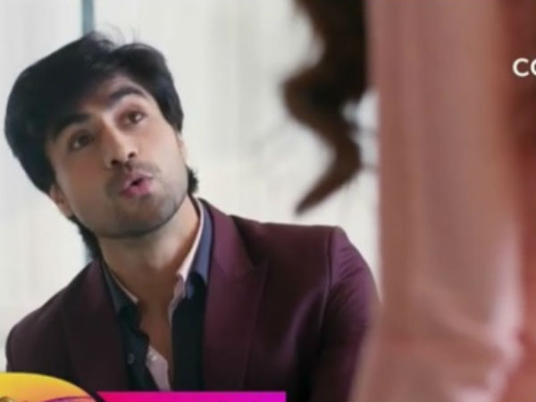 Aditya Taunts Zoya