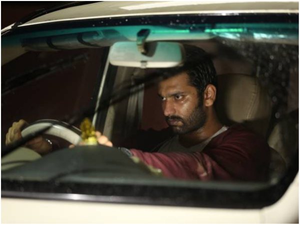 Iravukku Aayiram Kangal Review: This Arulnithi Starrer Is A Must Watch! Iravukku Aayiram Kangal Review: This Arulnithi Starrer Is A Must Watch!