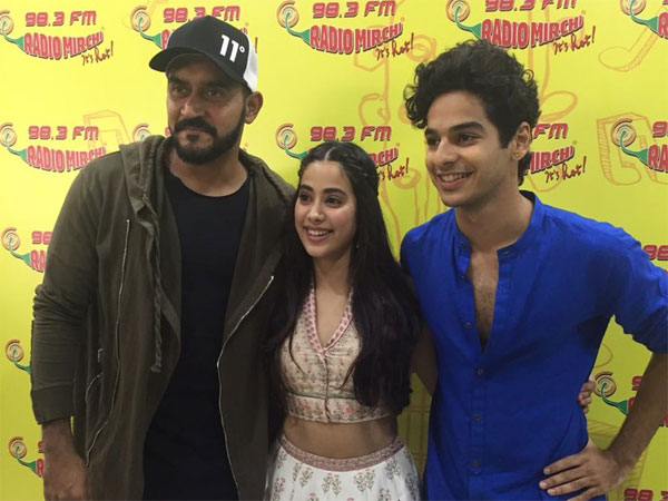 did-janhvi-kapoor-ishaan-khatter-feel-any-pressure-recreating-zingaat-for-dhadak did-janhvi-kapoor-ishaan-khatter-feel-any-pressure-recreating-zingaat-for-dhadak