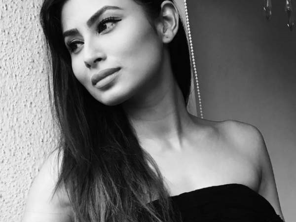 How Mouni Beat Other Leading Ladies To Bag Made In China