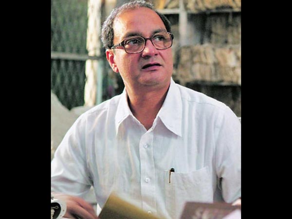 Gour Hari Dastaan