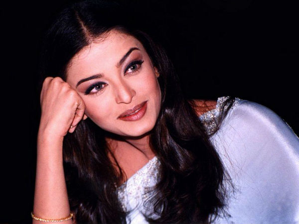aishwarya rai klip aishwarya rai rani mukerji rare video before their fight aishwarya rai klip aishwarya rai rani mukerji rare video before their fight