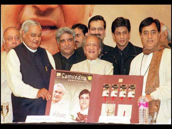 Atal Bihari Vajpayee With Shahrukh Khan