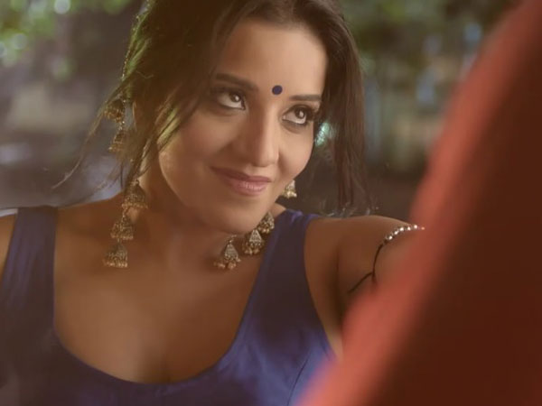 Nazar Review: Gul Khan & Monalisa’s Supernatural Thriller Fails To