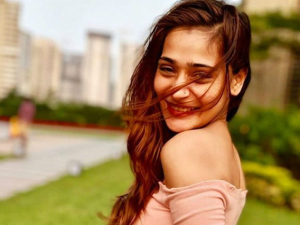 The Actress Suffered From Food Poisoning