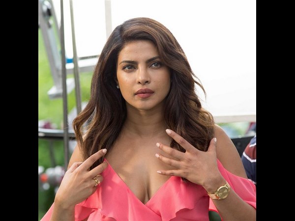 sanjay-leela-bhansali-confirms-that-no-gangster-drama-is-happening-with-priyanka-chopra sanjay-leela-bhansali-confirms-that-no-gangster-drama-is-happening-with-priyanka-chopra