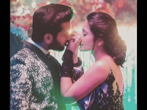 Shivaay & Anika’s Romantic Picture Is All You Need To See! Shivaay & Anika’s Romantic Picture Is All You Need To See!