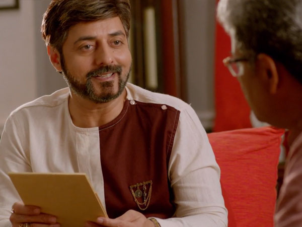 Naveen Gives The Ashirvad Invite To Prerna's Family