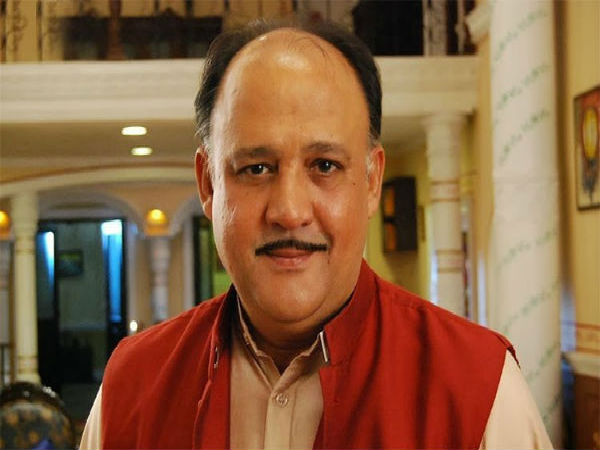 Sanskaari Babuji Alok Nath Accused Of Rape Sanskaari Babuji Alok Nath Accused Of Rape