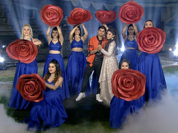 Deepak & Somi Perform