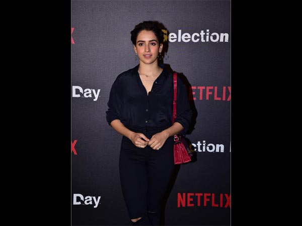 Sanya Looking Cool In Black