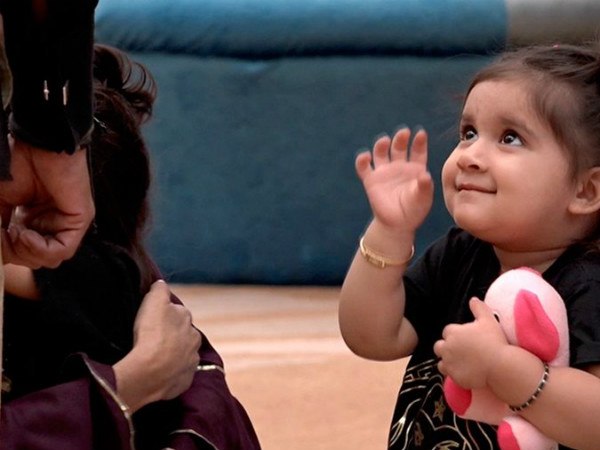 Karanvir’s Daughter Bella Steals The Show: Fans’ Comments