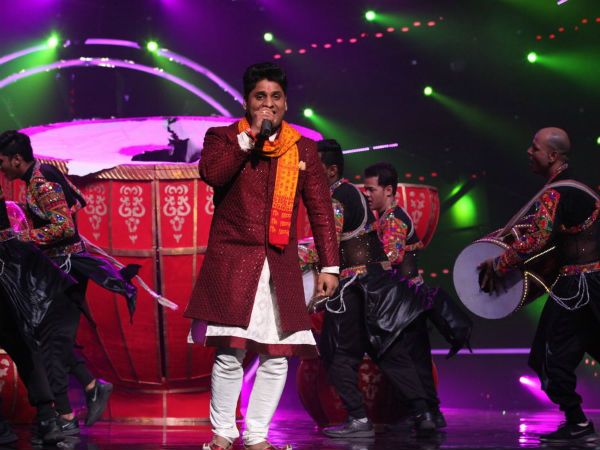 Nitin Steals The Show