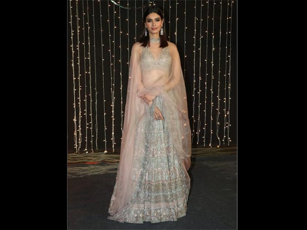 Diana Penty Looks Gorgeous