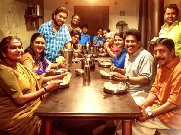 10. Rasathi (Aravindante Adithikal)