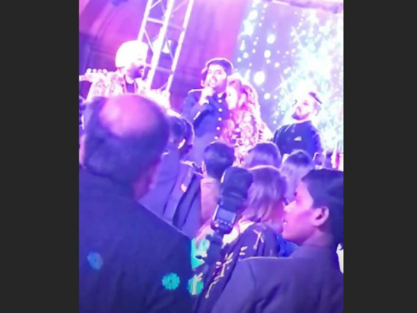 Kapil Sings For His Wife!