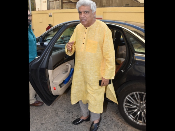 Javed Akhtar Looked Classy