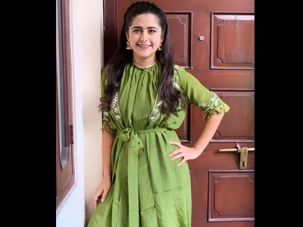 Palak Looks Vibrant In Green Attire
