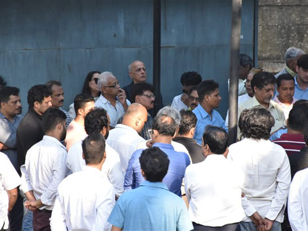 B-Town Celebs Mourn The Death Of Producer Rajkumar Barjatya