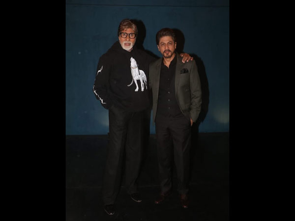 Shah Rukh Khan And Amitabh Bachchan Pose For Pictures