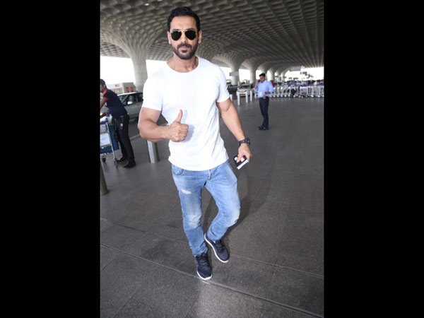 John Abraham Sports The White T-shirt With Denims Look