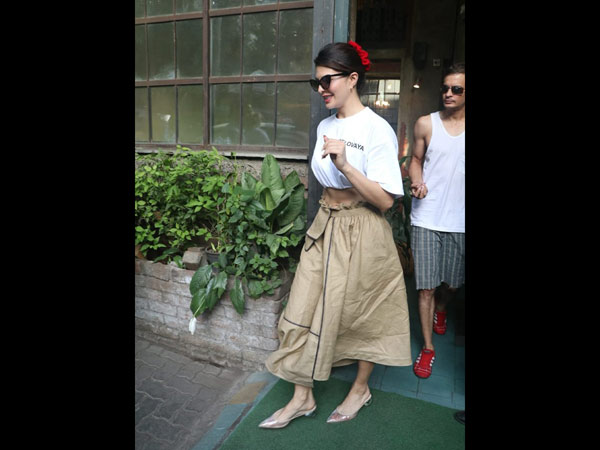 Jacqueline Looked Very Pretty At A Lunch Outing