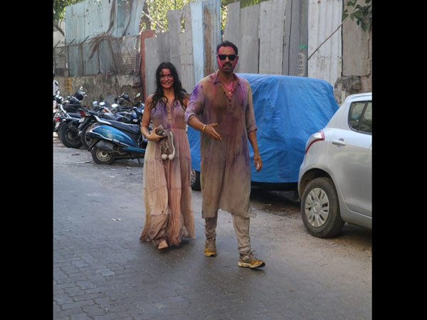 Arjun Rampal & Gabriella Snapped After Playing Holi