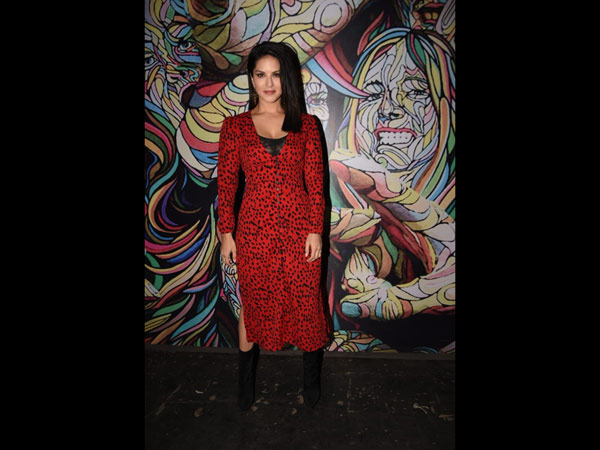 Sunny Leone Poses For Cameras At An Event