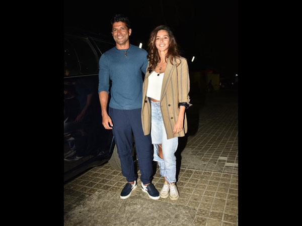 Farhan & Shibani Pose For Pics