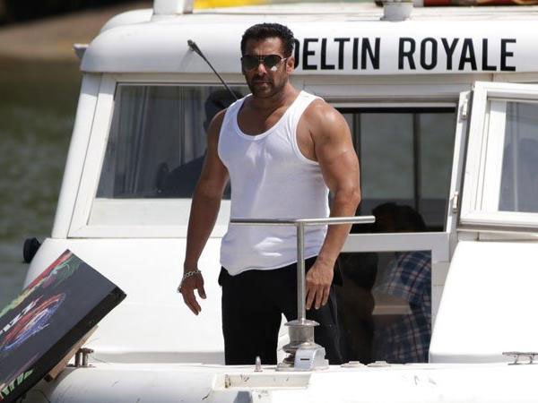 A Private Yacht – 3 Crores