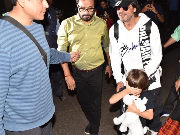 AbRam Khan Hides From The Paparazzi