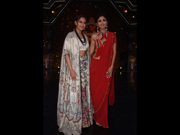 Sona With Shilpa Shetty Who Is A Judge On The Show