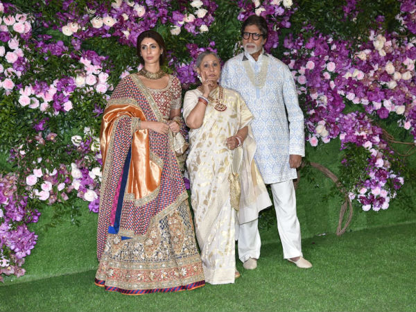 Amitabh Bachchan, Jaya Bachchan & Shweta Bachchan