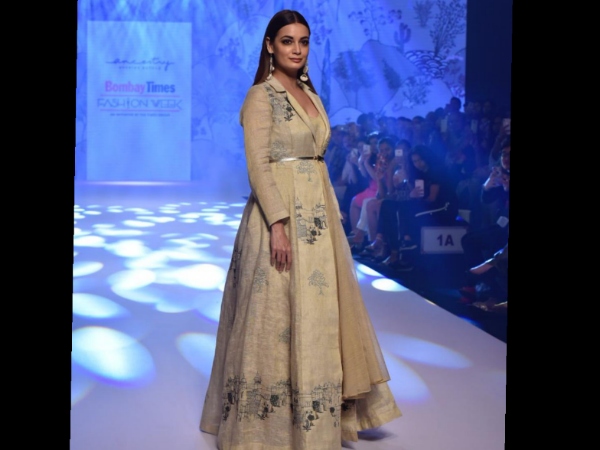 Dia Mirza Makes For A Classy Show Stopper