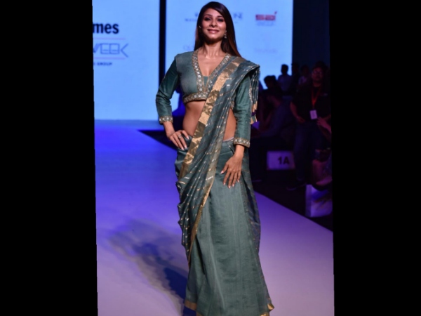 Tanisha Mukherjee Looks Gorgeous On The Red Carpet