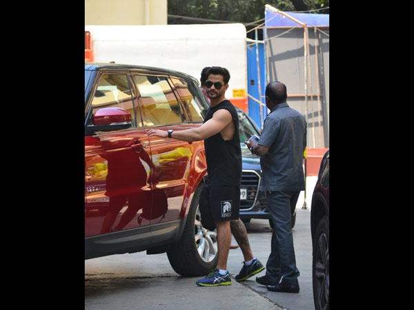 Kunal Khemu Hits The Gym