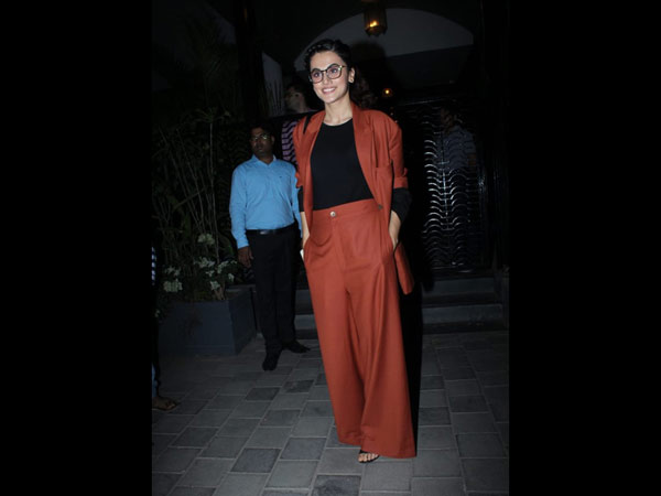 Taapsee Pannu Smiles For The Cameras