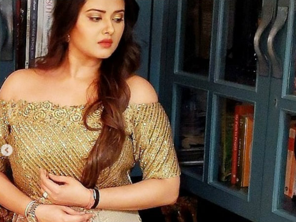 Kratika Congratulates Ssharad & Ripci