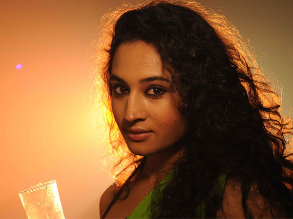 Bigg Boss Fame Pooja Ramachandran Enters The Wedlock With This Actor; DEETS INSIDE! Bigg Boss Fame Pooja Ramachandran Enters The Wedlock With This Actor; DEETS INSIDE!