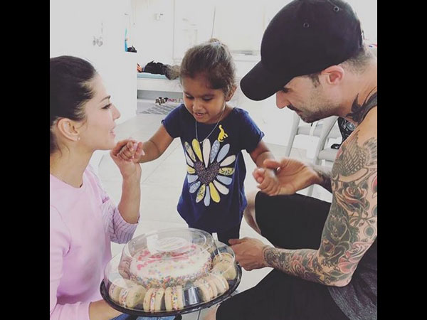 Nisha Had A Cute Surprise In Store For Her Parents