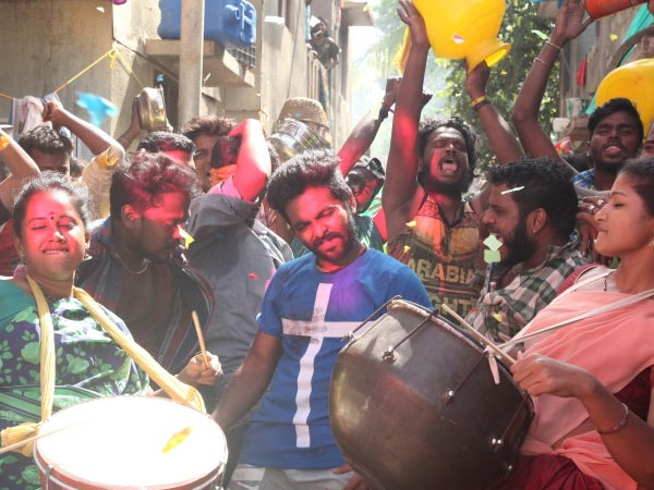 Kuppathu Raja Movie Review: Run-of-the-mill Story Bogs Down This Commercial Entertainer Kuppathu Raja Movie Review: Run-of-the-mill Story Bogs Down This Commercial Entertainer