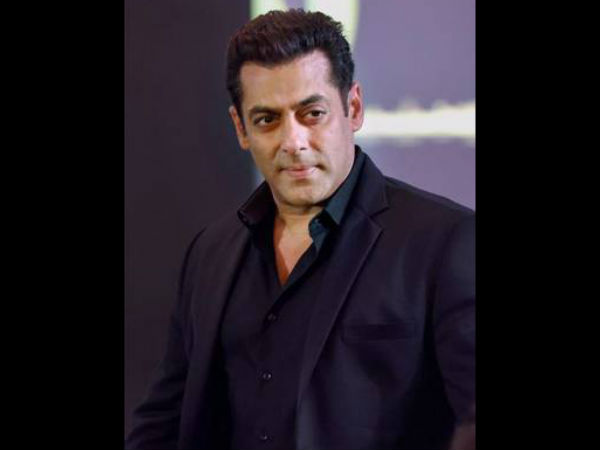 Salman Mocked At Vivek Saying He's 'Petrified'