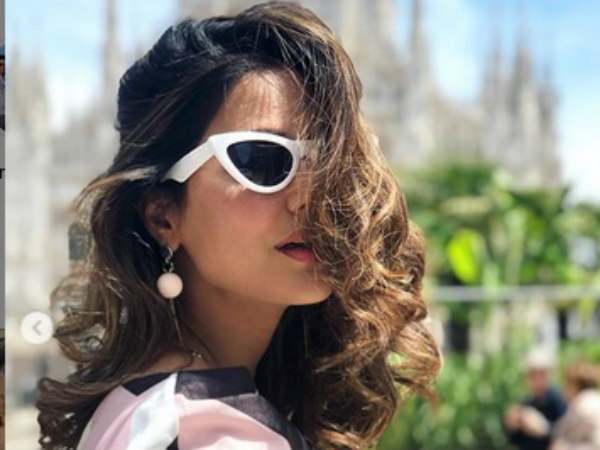 Hina Bagged More Amount Than Shilpa!