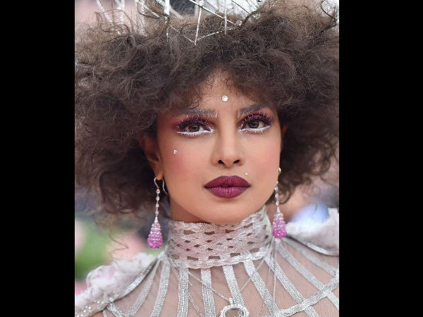 Deepika Padukone Looks Pregnant At Met Gala| Fans Say Deepika Padukone