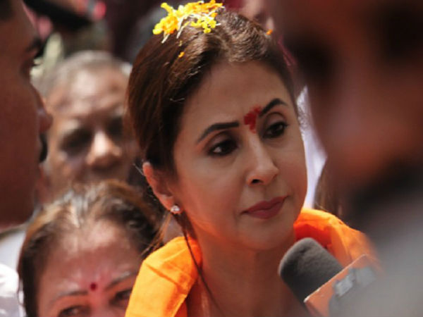 man-booked-for-obscene-post-on-urmila-matondkar man-booked-for-obscene-post-on-urmila-matondkar